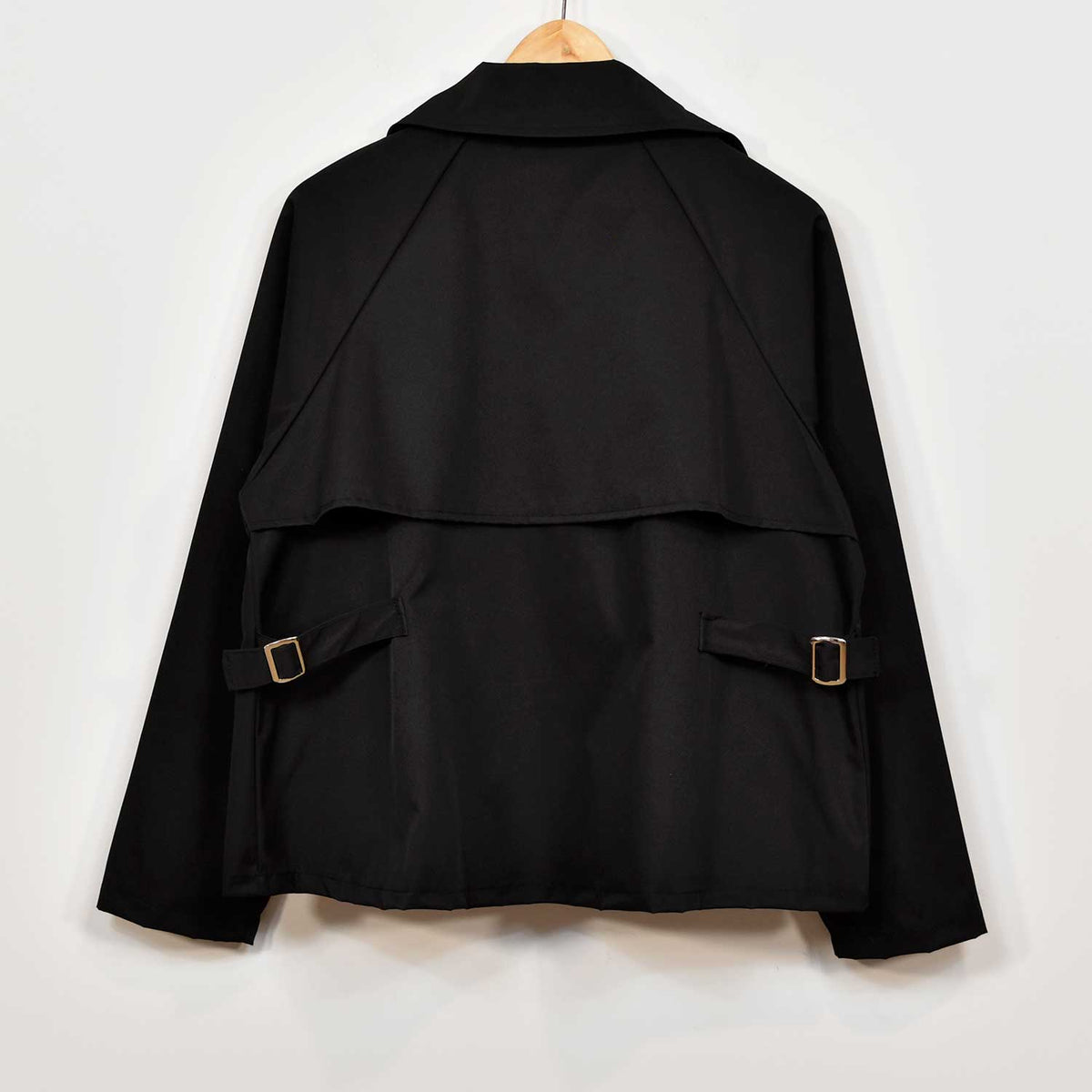 Trench corta negra
