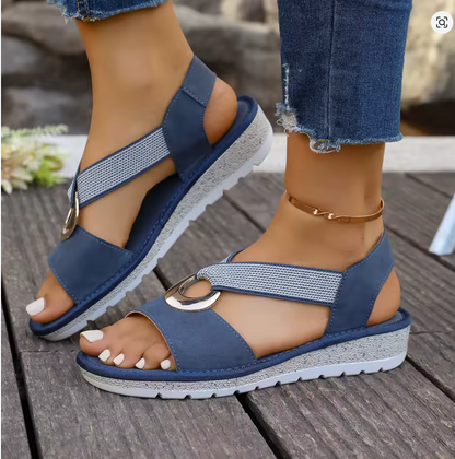 Skylar | Sandalias planas con hebilla metálica