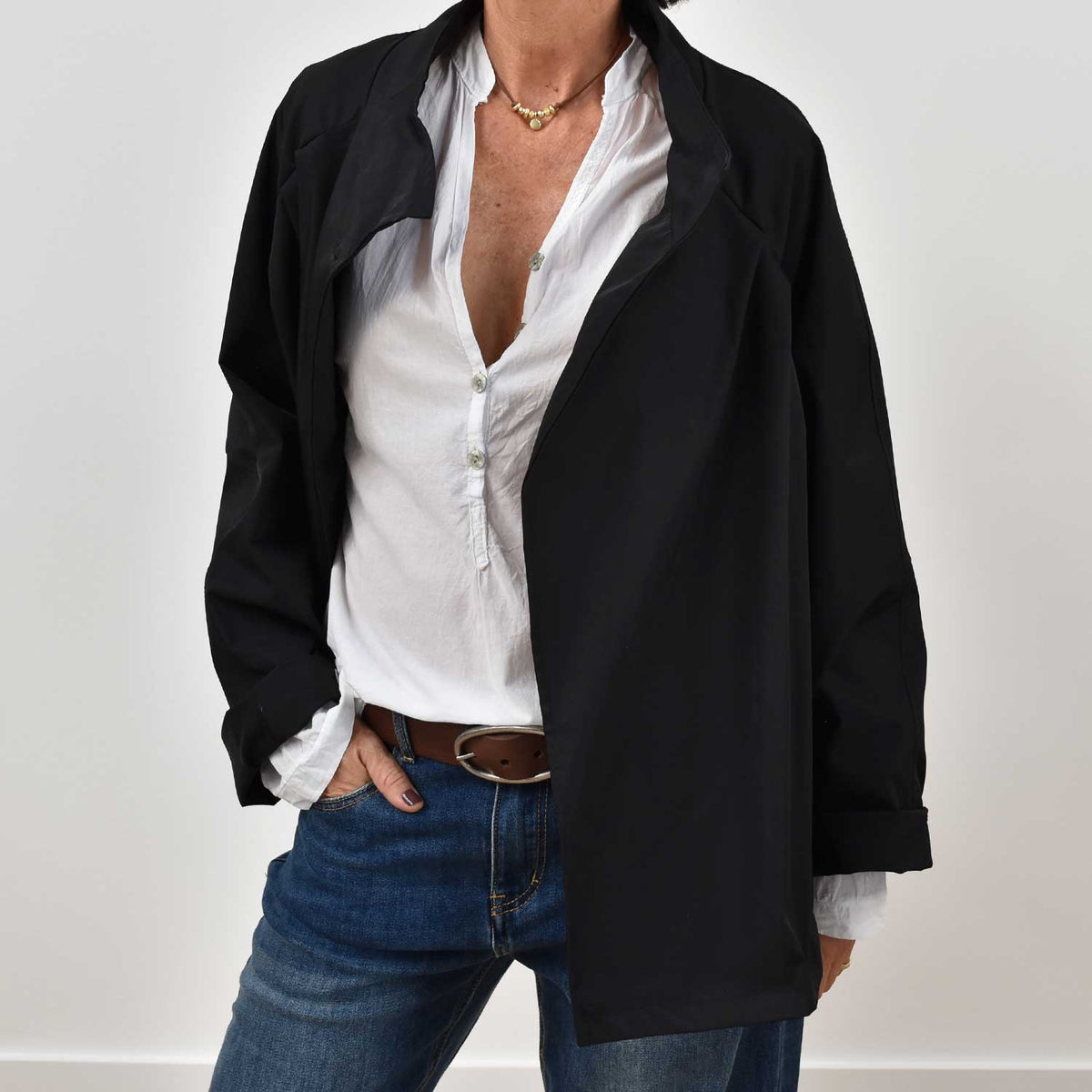 Chaqueta outdoor negra