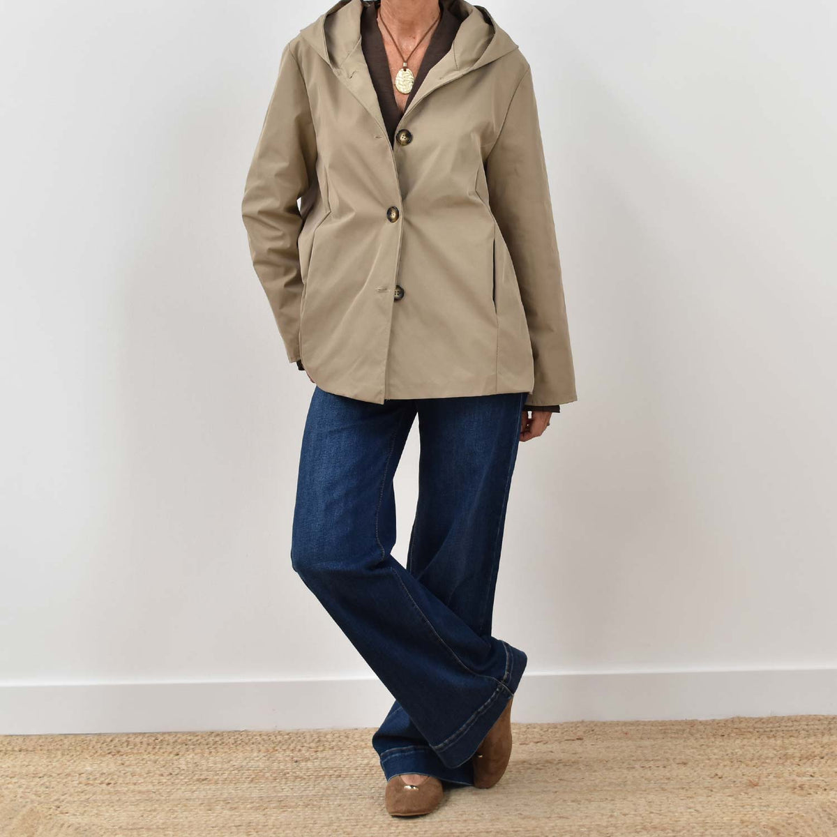 Chaqueta capucha beige