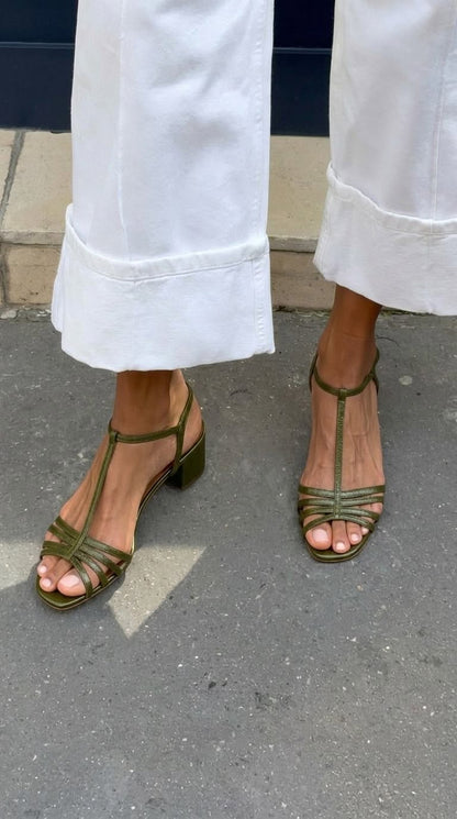 Eliseta™ | Sandalias Doradas con Tacón Bajo